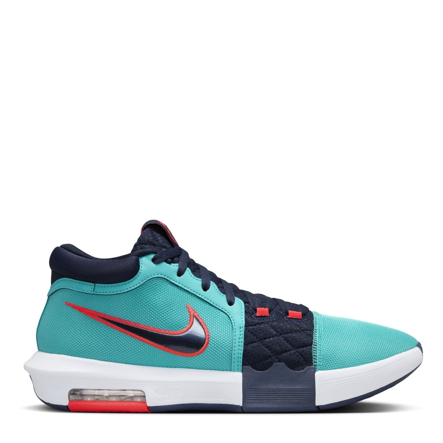 Nike Lebron Witness VIII Mid Top Basketball Sneakers