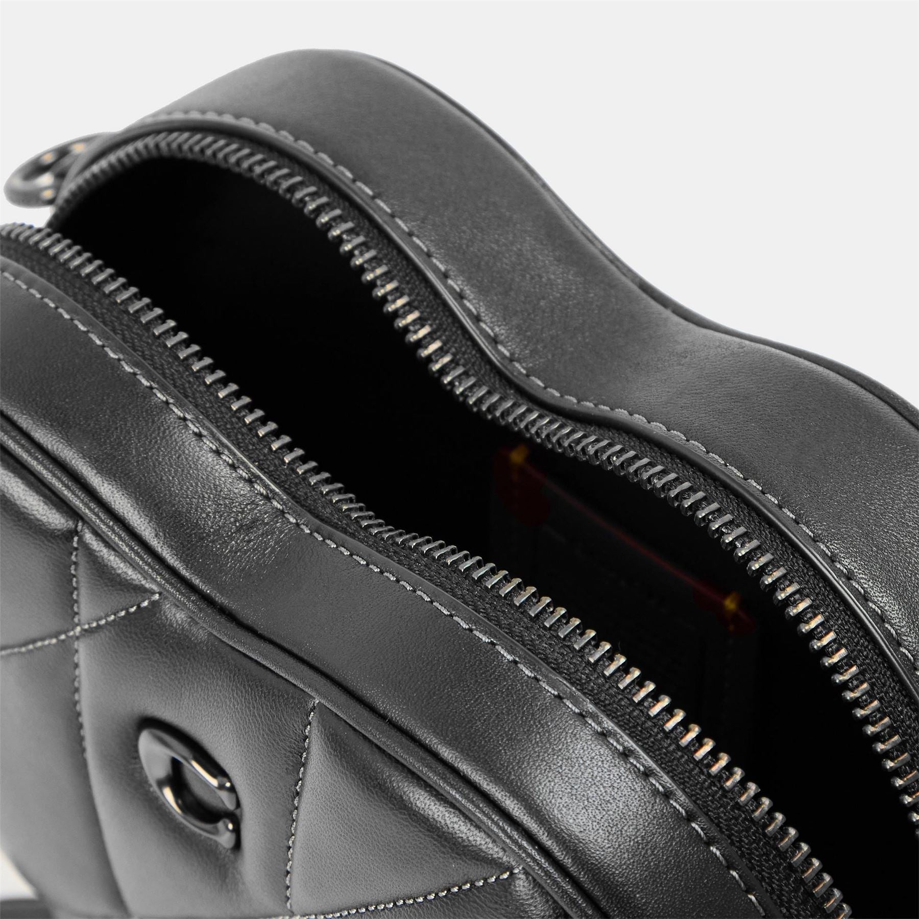 Coach Heart Crossbodyody Bag