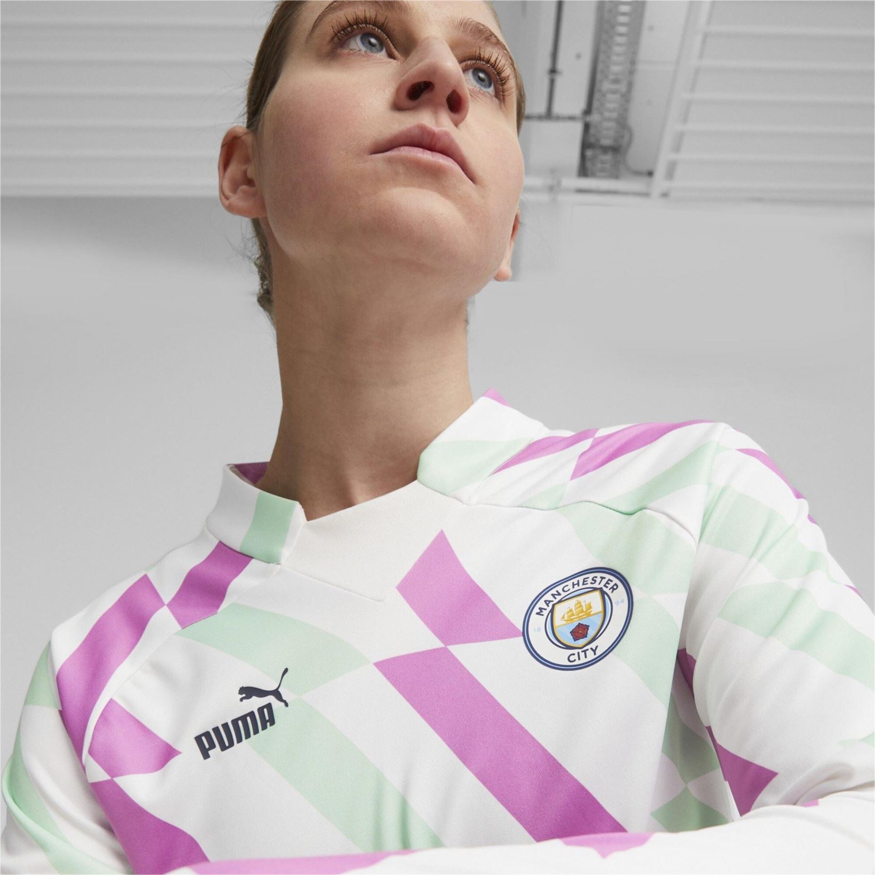 Puma Womens City Pre Match Sweatshirt