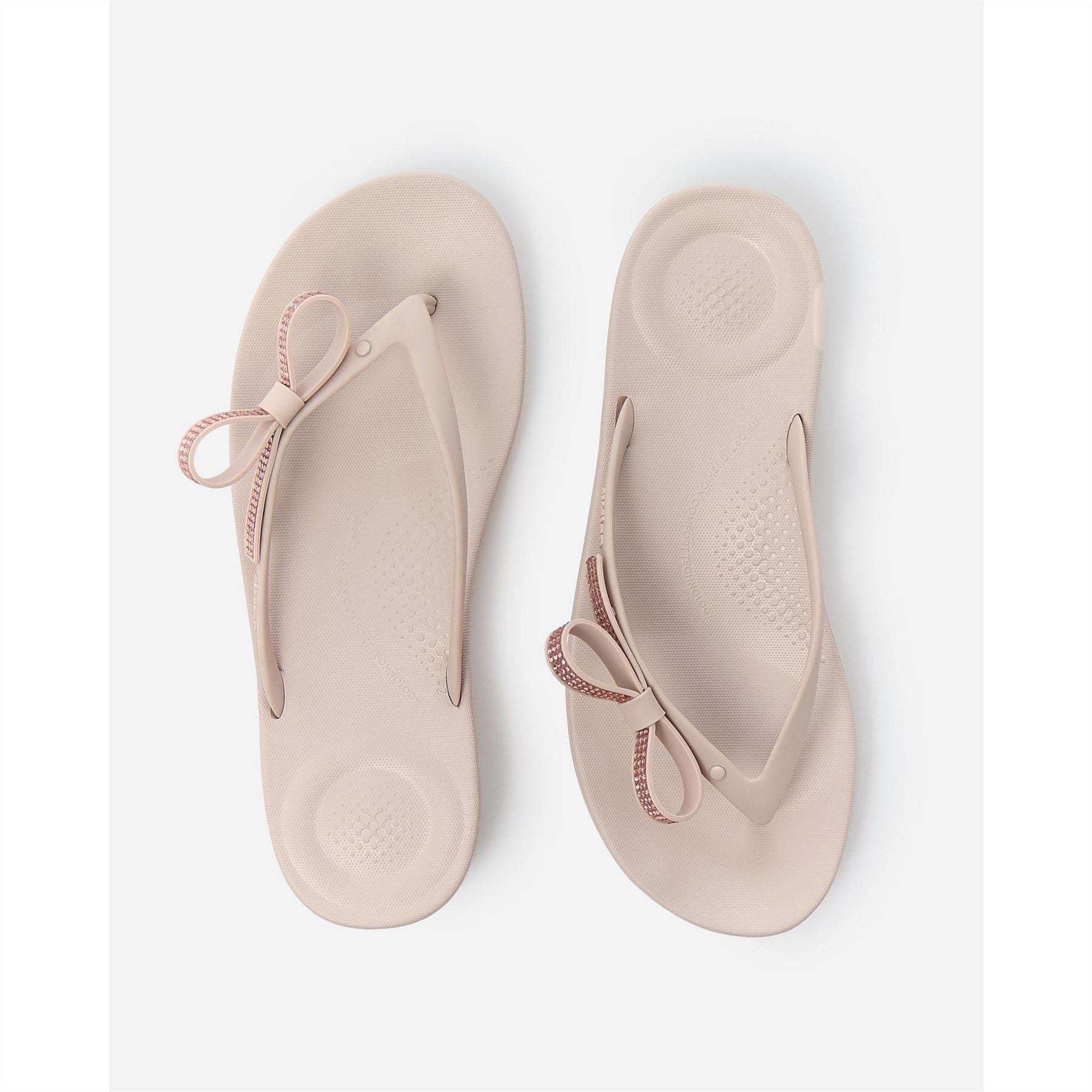 Fitflop Iqushion Bow Metallic Flip Flop Sandals