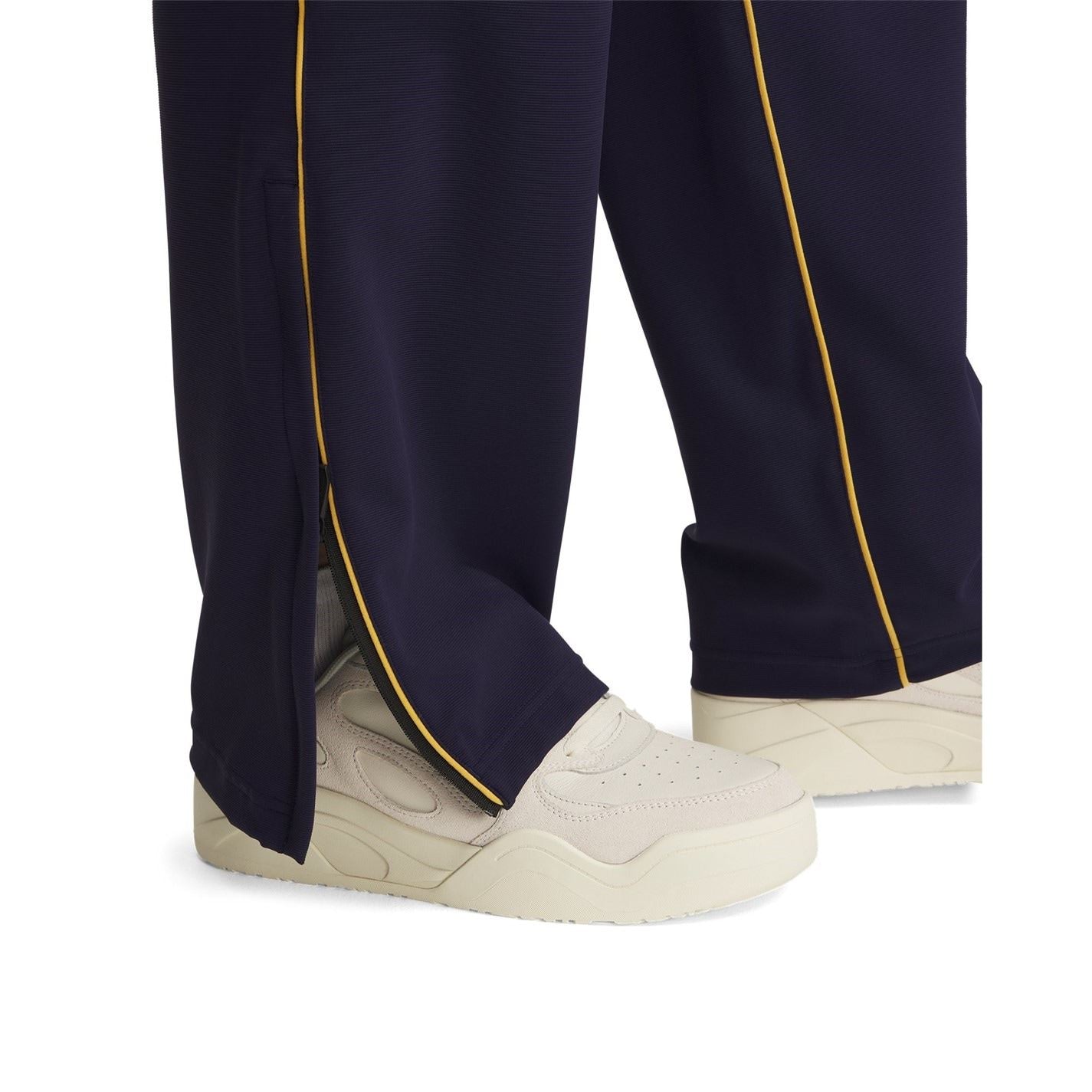 Under Armour Tricot Open Hem Poly Joggers Tracksuit