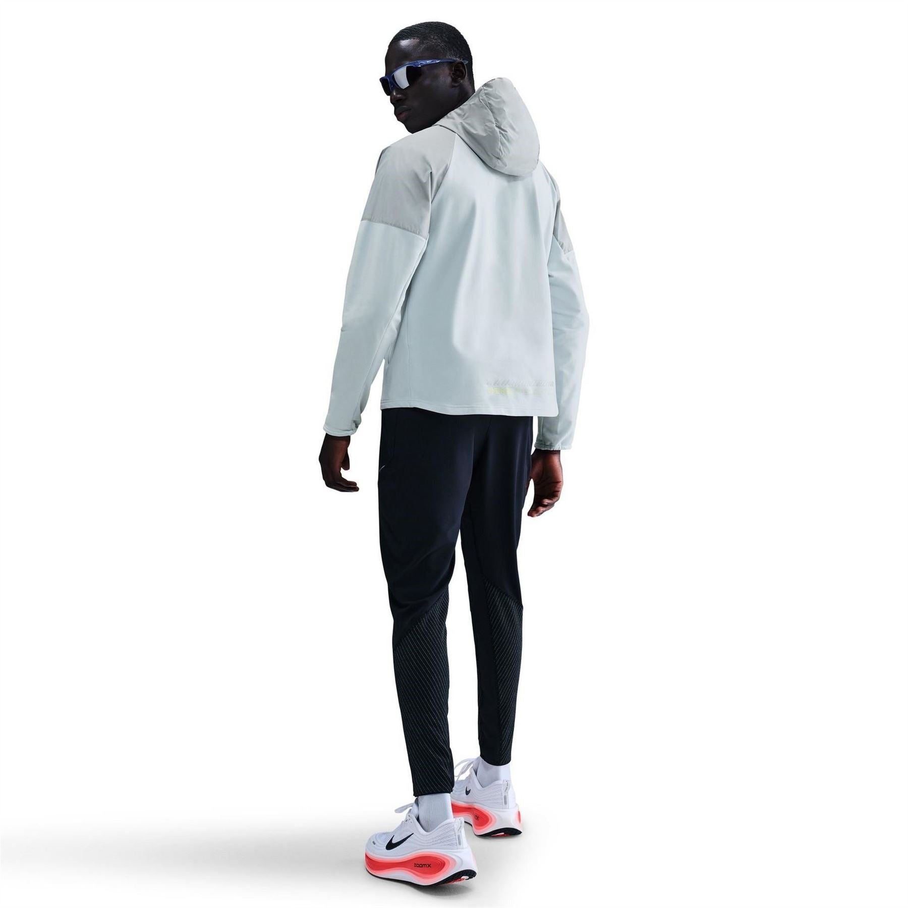 Nike Wint Miler Solid Patterned Hooded Drawstring Running Jacket