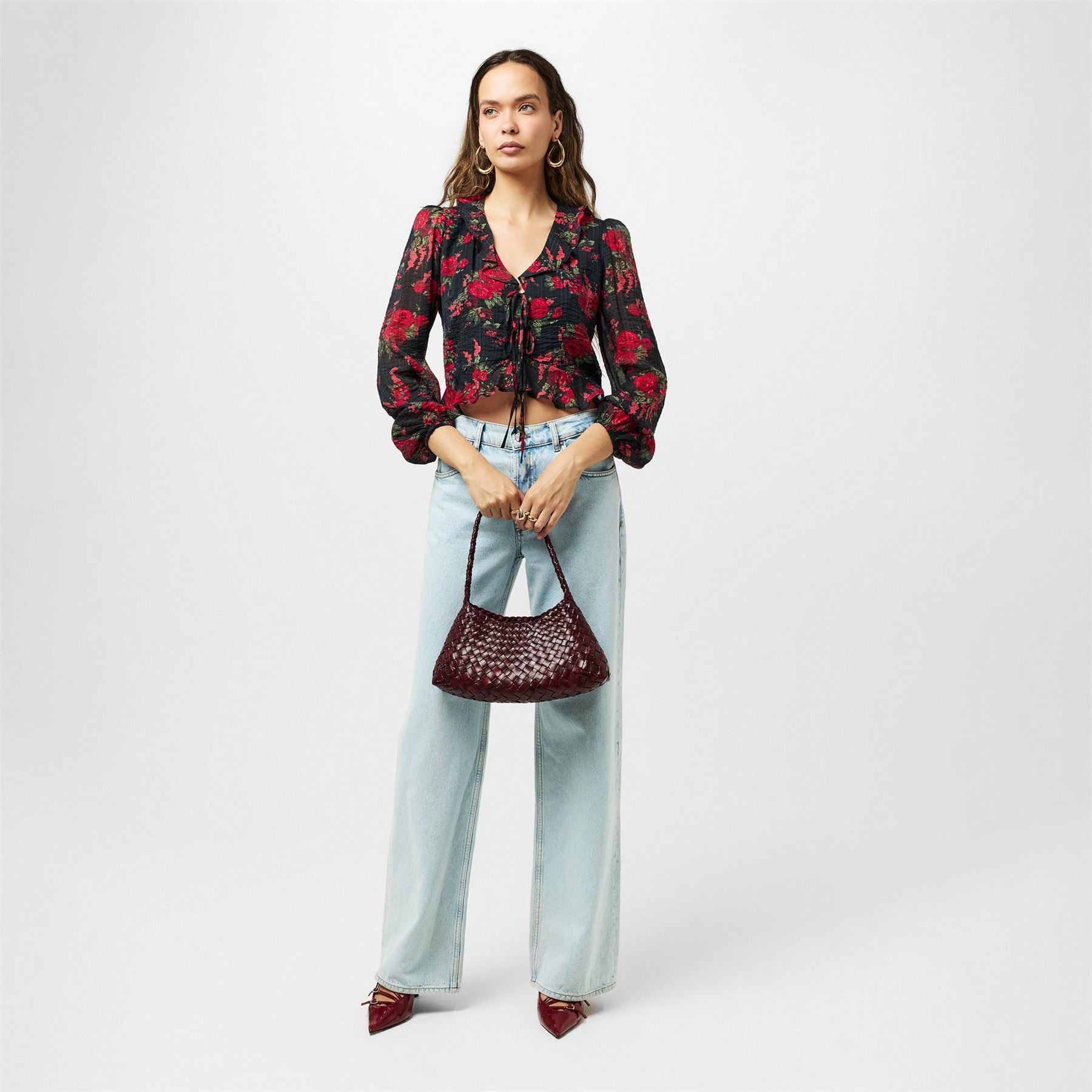 Nobodys Child Plunging Neck Relaxed Fit Blouse