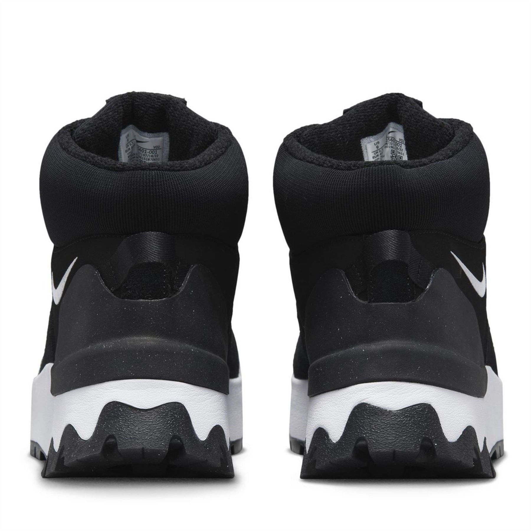 Nike Classic Lace Up Chukka Boots Flats