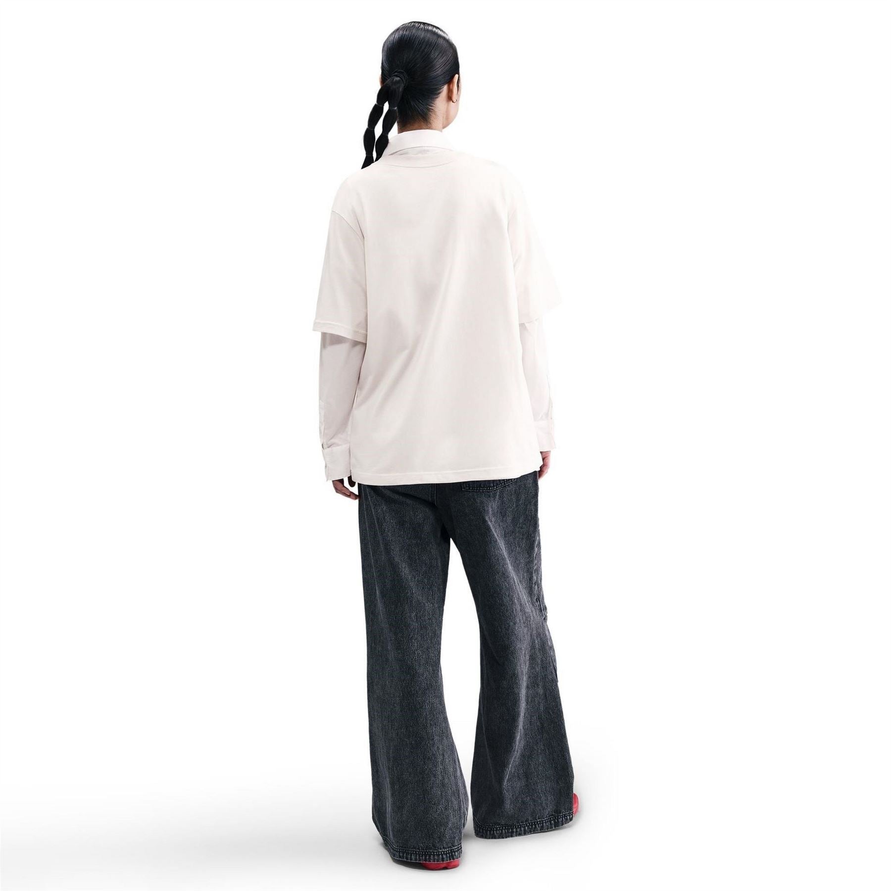 Nike Womens Chelsea Lion T-Shirt