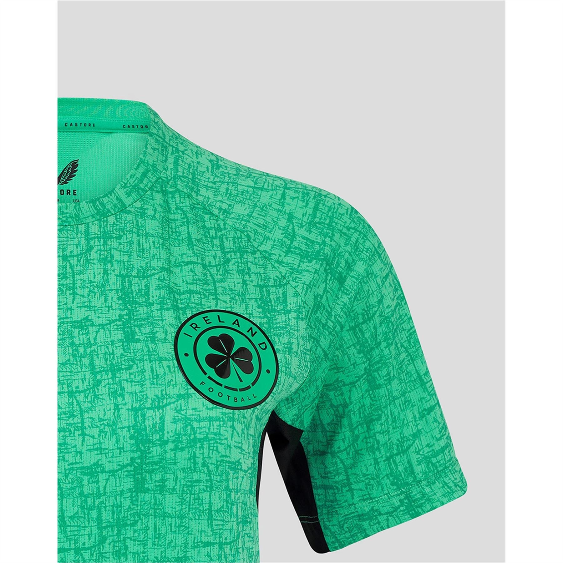 Castore Ireland Player  2025 Ladies Football T-Shirt