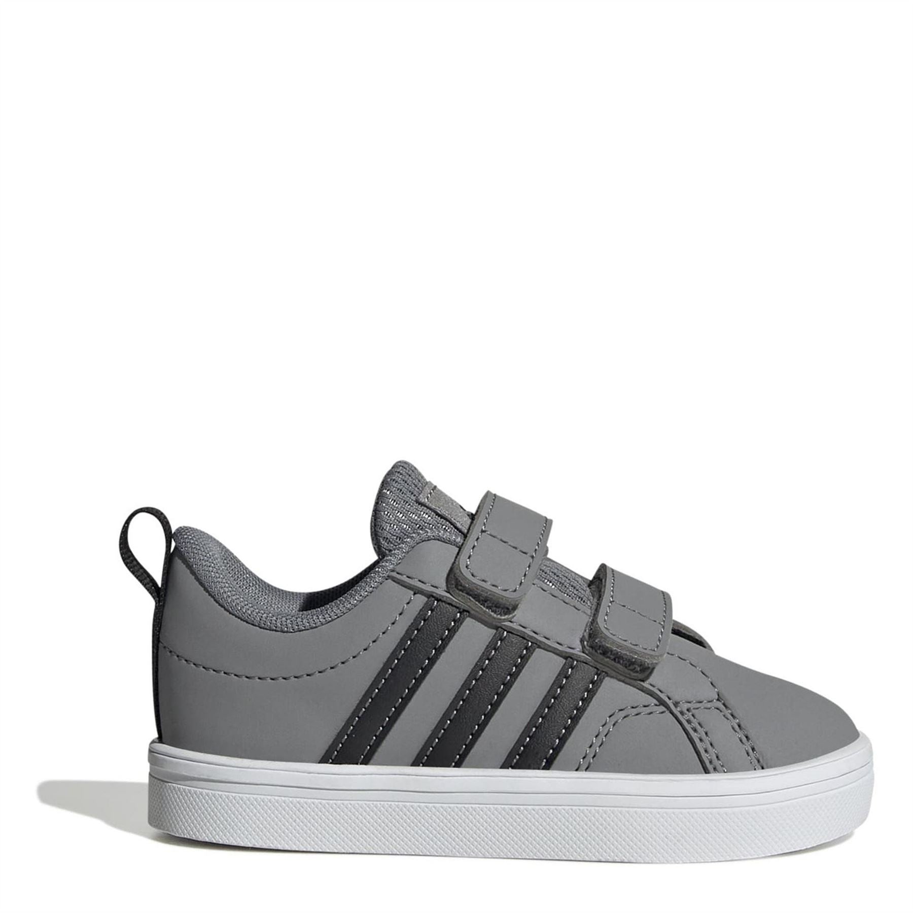 adidas Pace 2.0 CF Low Top Sneakers