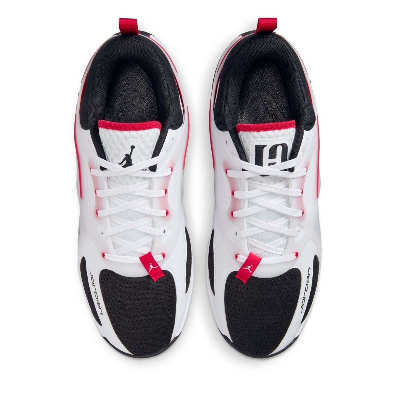 Nike Heir Basketball Round Toe Flat Heel Trainers