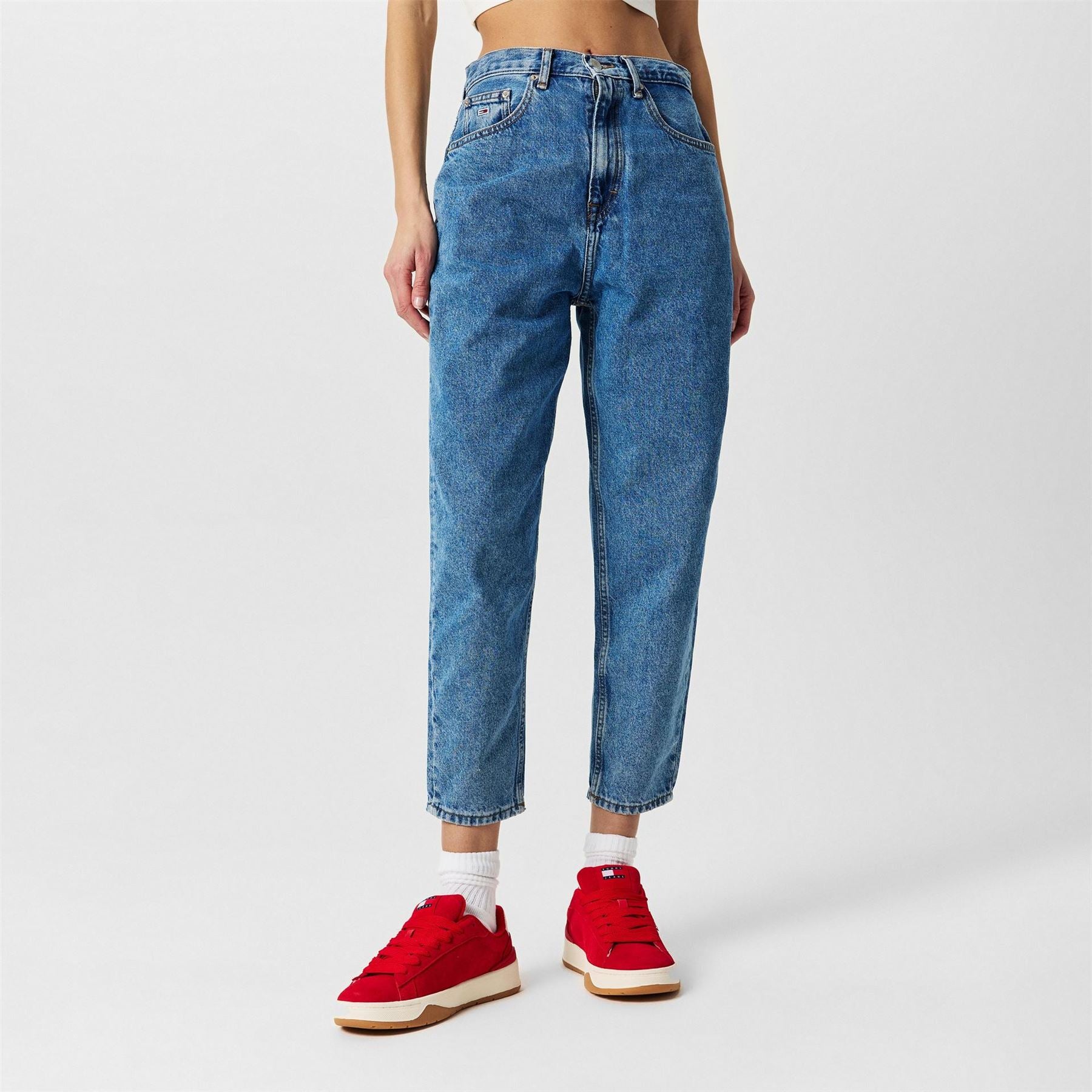 Tommy Jeans High Rise Tapered Mom Jeans