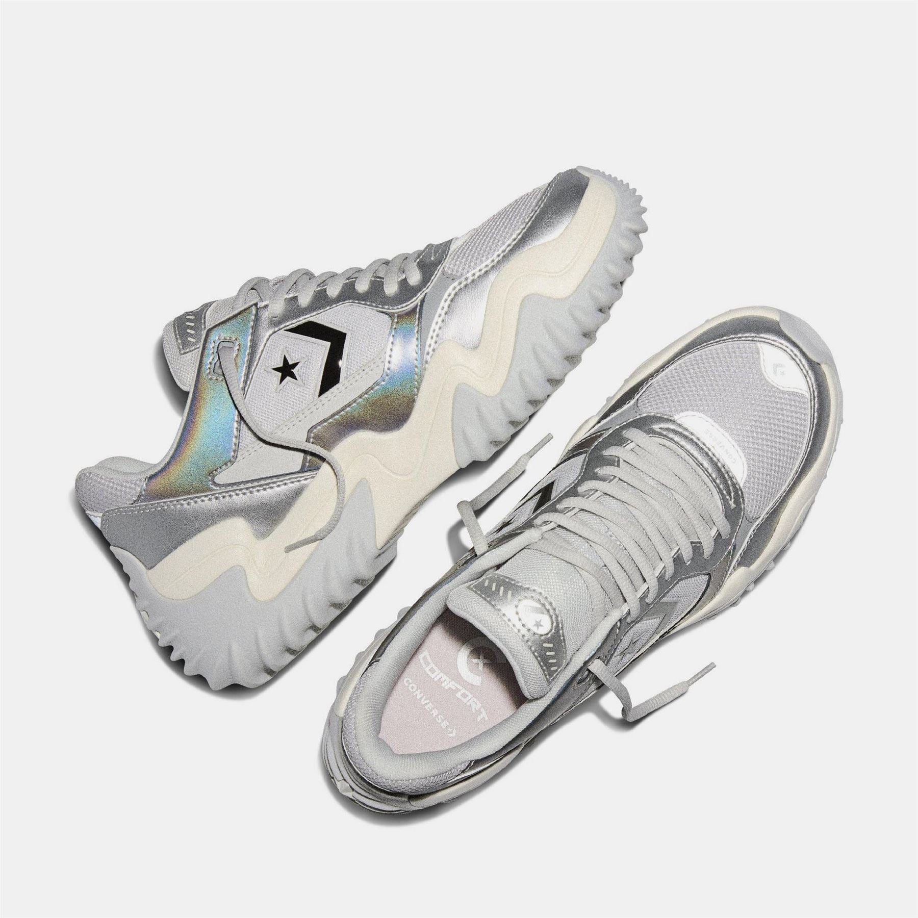 Converse Wave Motion Platform Trainers