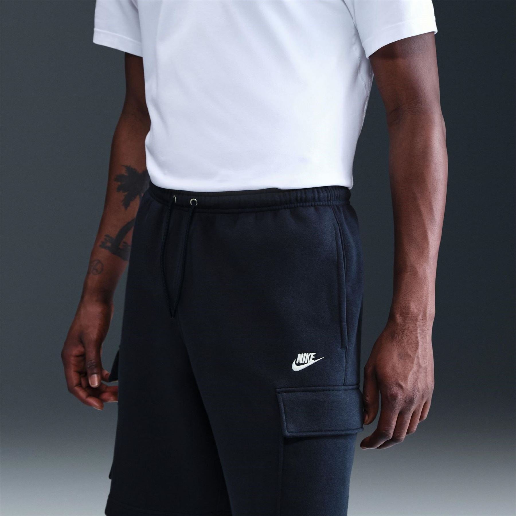 Nike Mens Sportswear Club Cargo Shorts