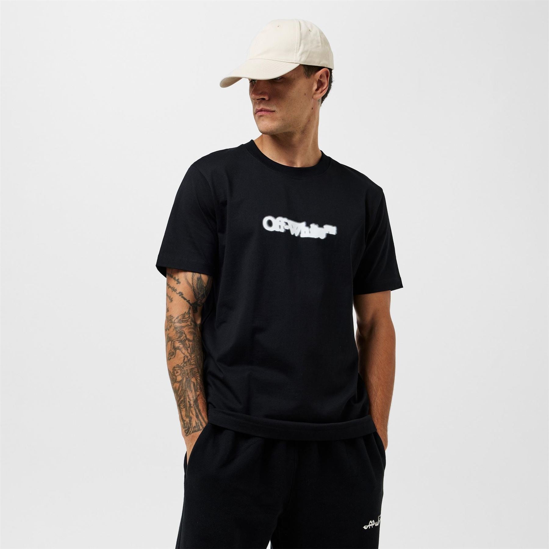 Off White Spray Arrow Regular Fit T-Shirt