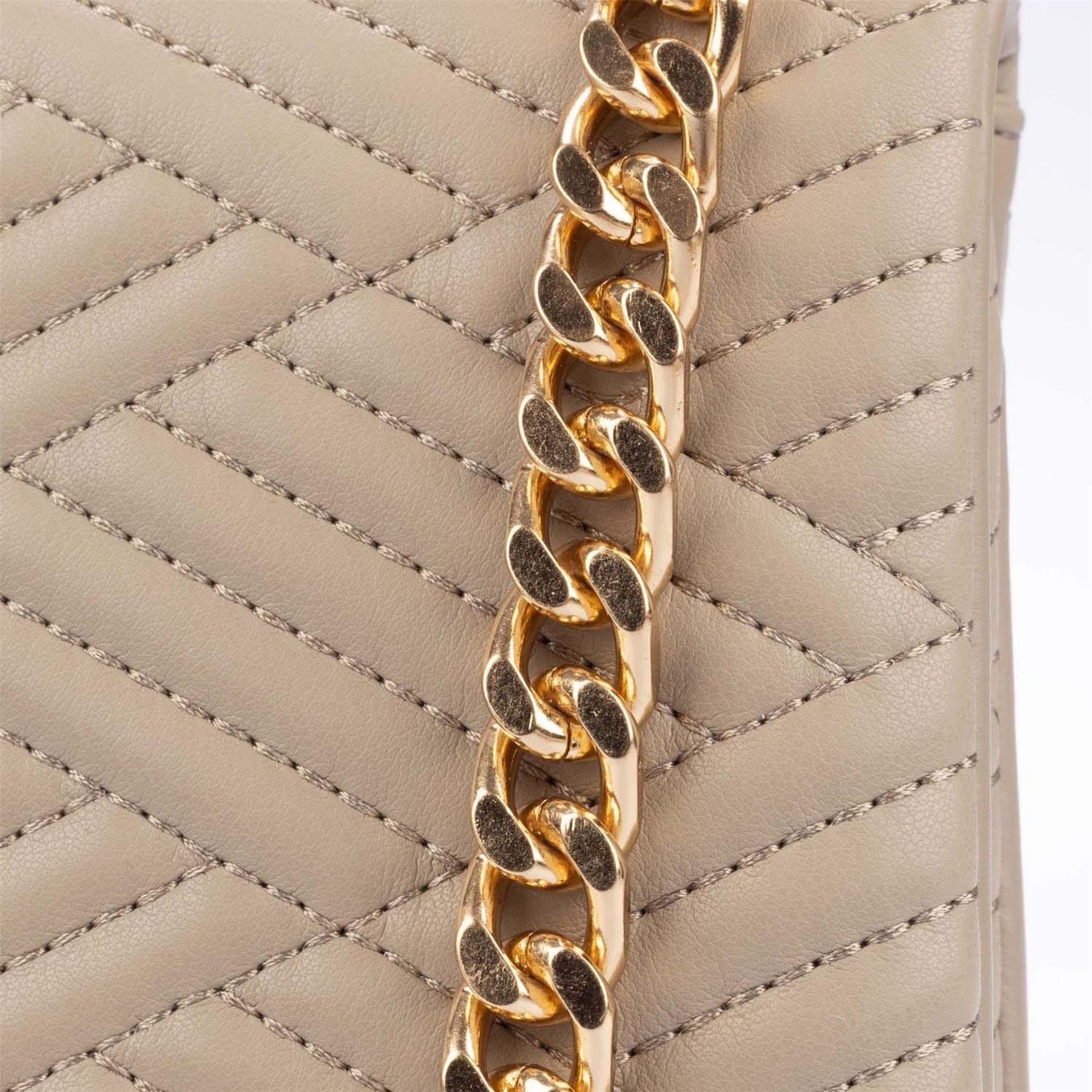 DKNY Flap Crossbodyody Bag