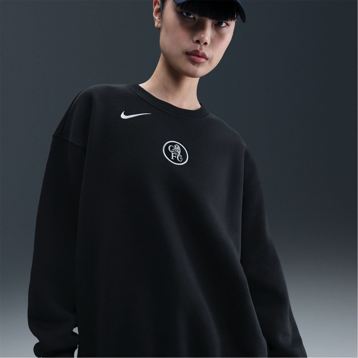 Nike Womens Chelsea Pheonix Crew Sweater