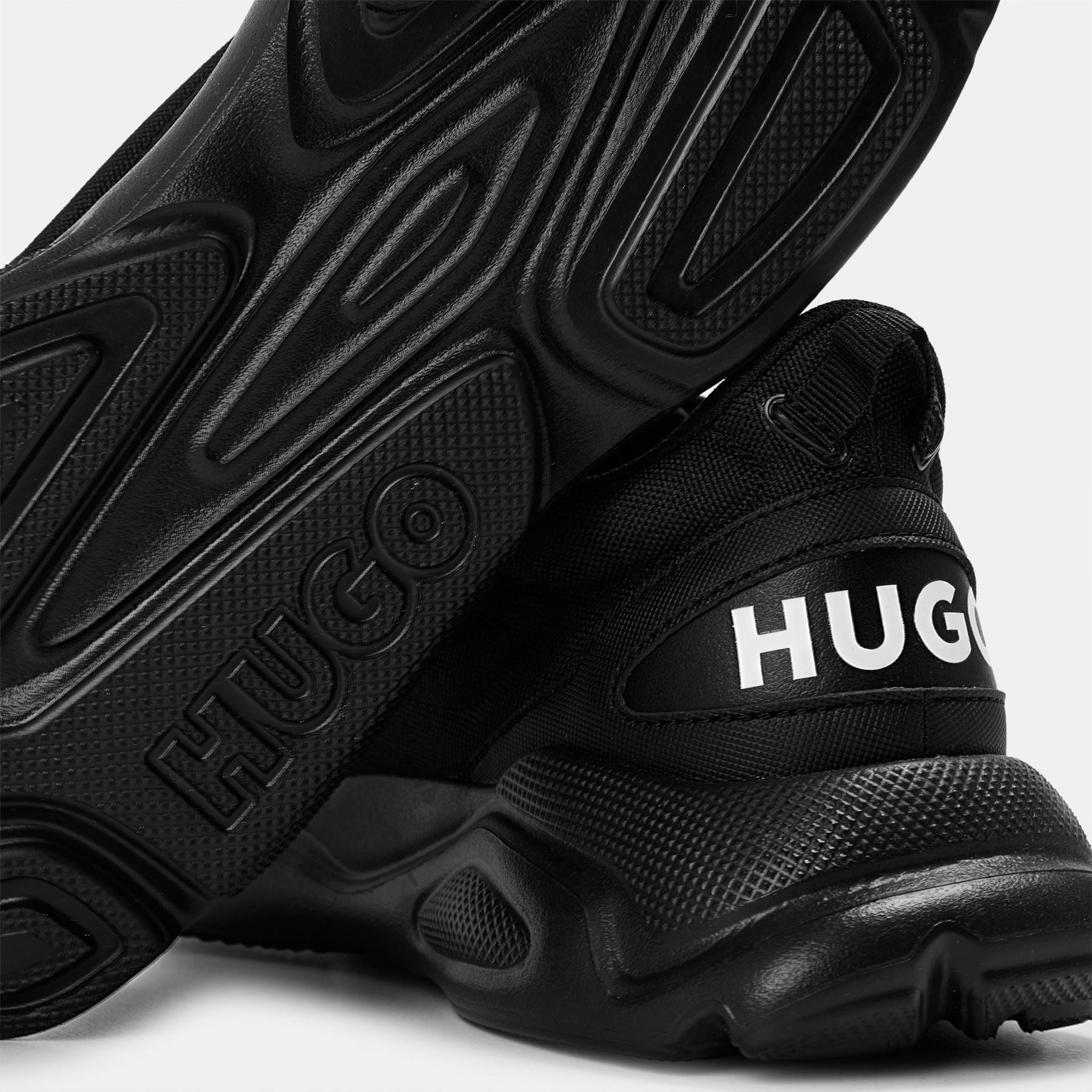 Hugo Leon Runners