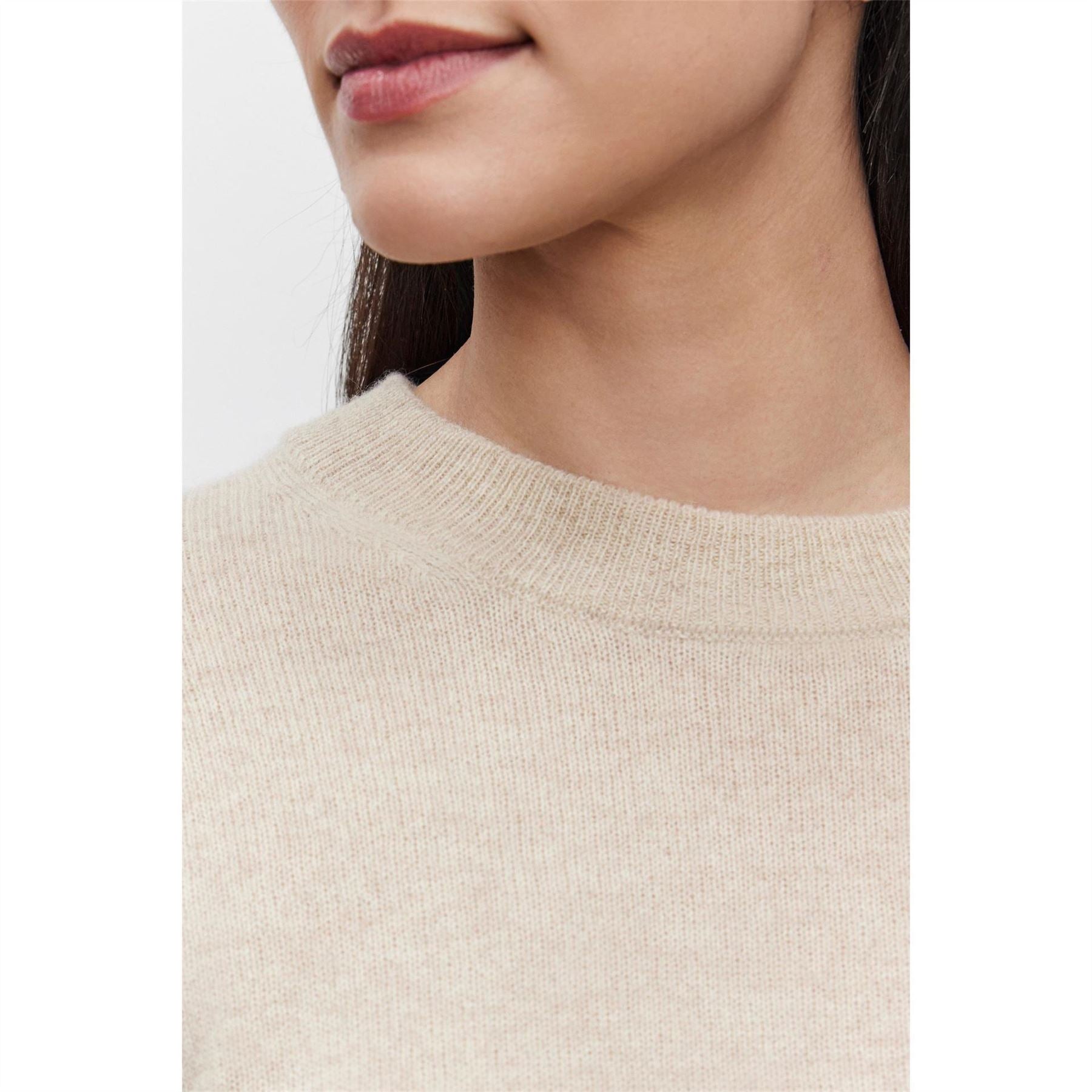 Velvet by Graham and Spencer Regular Fit Crew Neck Long Sleeve Sweater