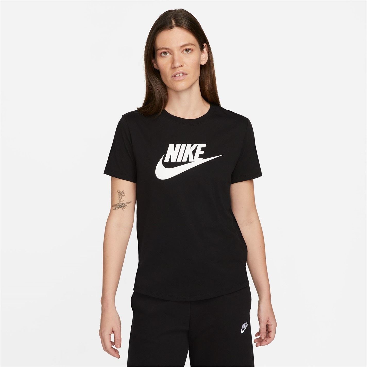 Nike Futura Regular Fit Short Sleeve Crew Neck T-Shirt