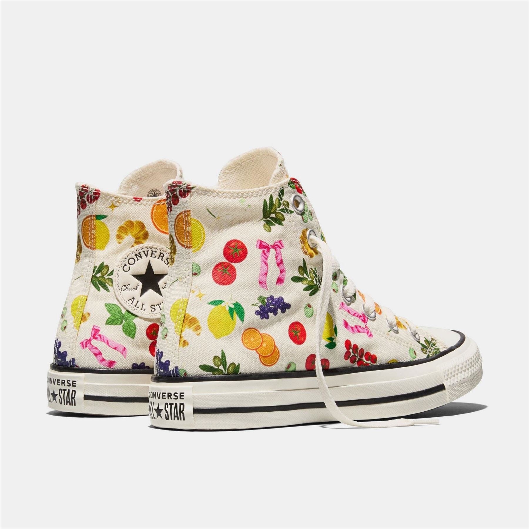 Converse Adults Chuck Taylor All Star Mar Canvasas High Top Trainers