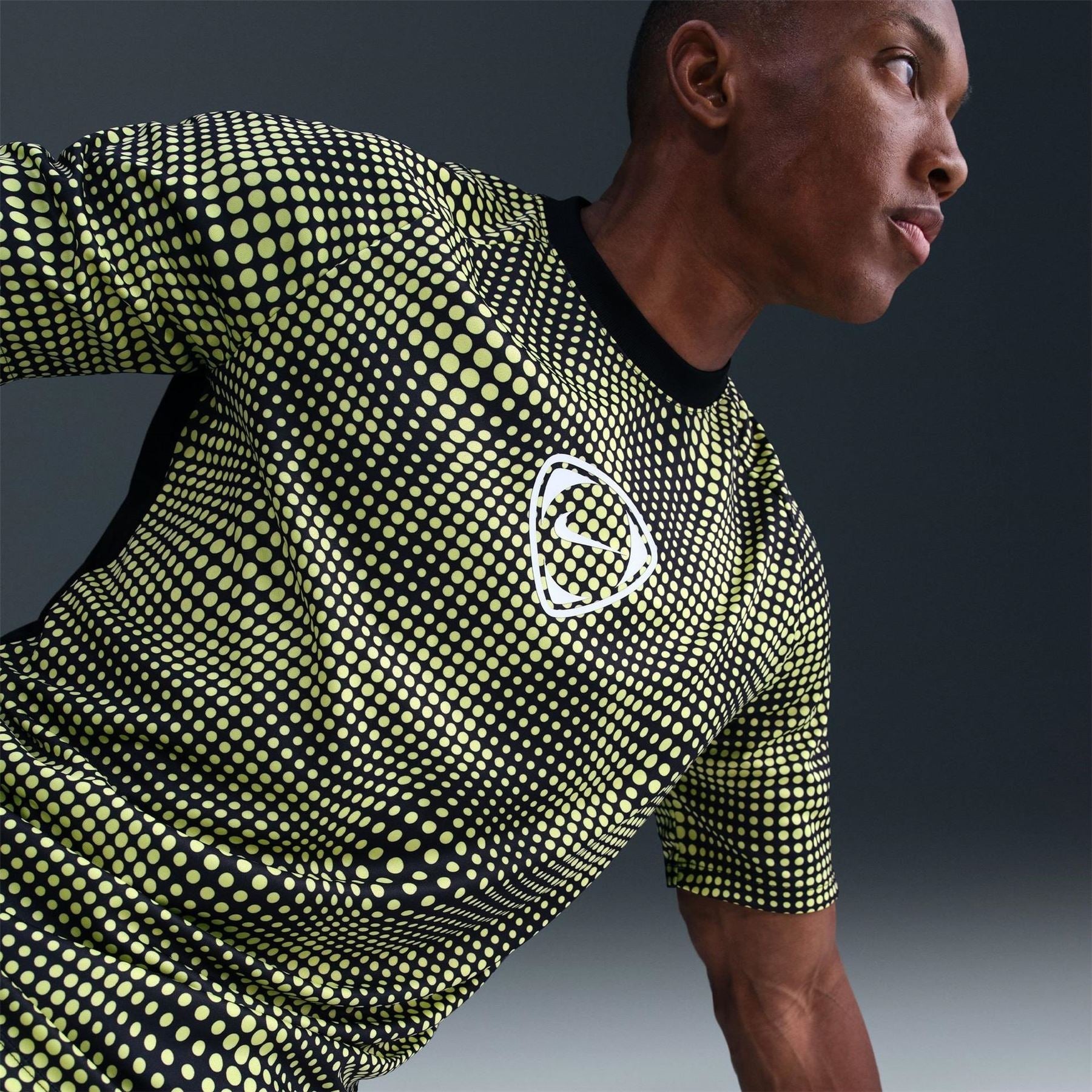 Nike Crew Neck Raglan Sleeve Jersey T-Shirt