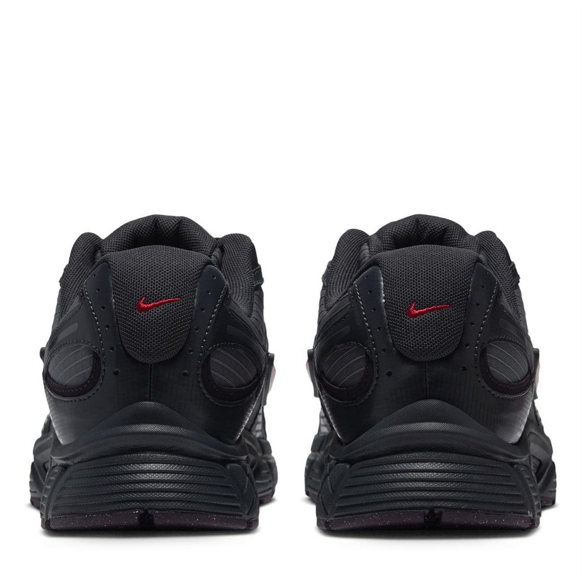 Nike Vomero 5 Running Flat Heel Trainers