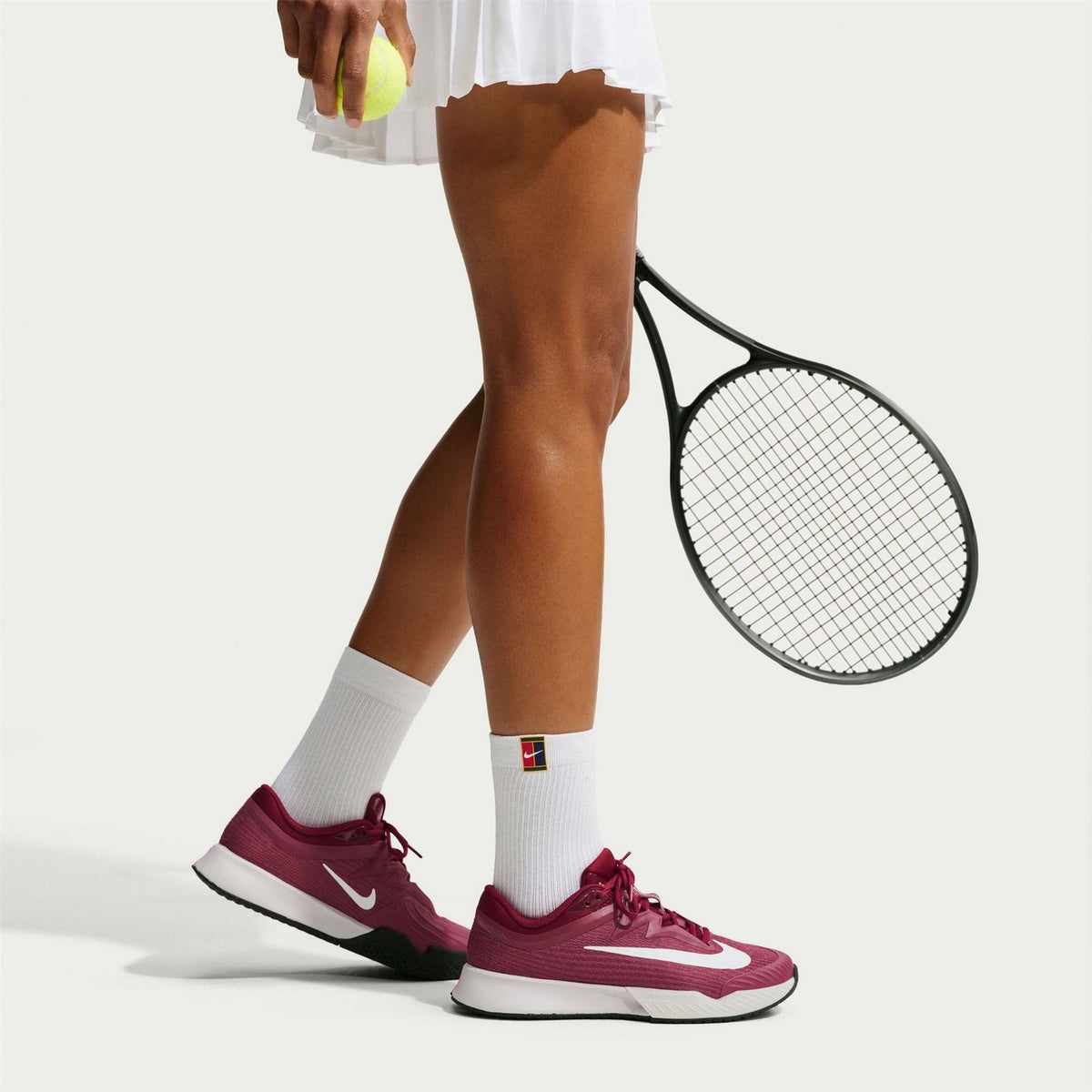 Nike Womens Vapor Pro 3 Tennis Shoes