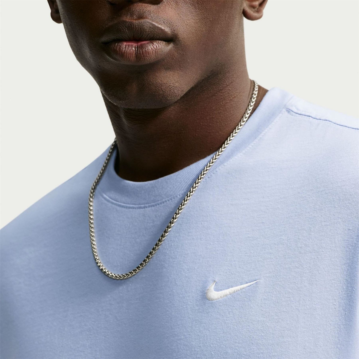 Nike Mens Sportswear Club T-Shirt
