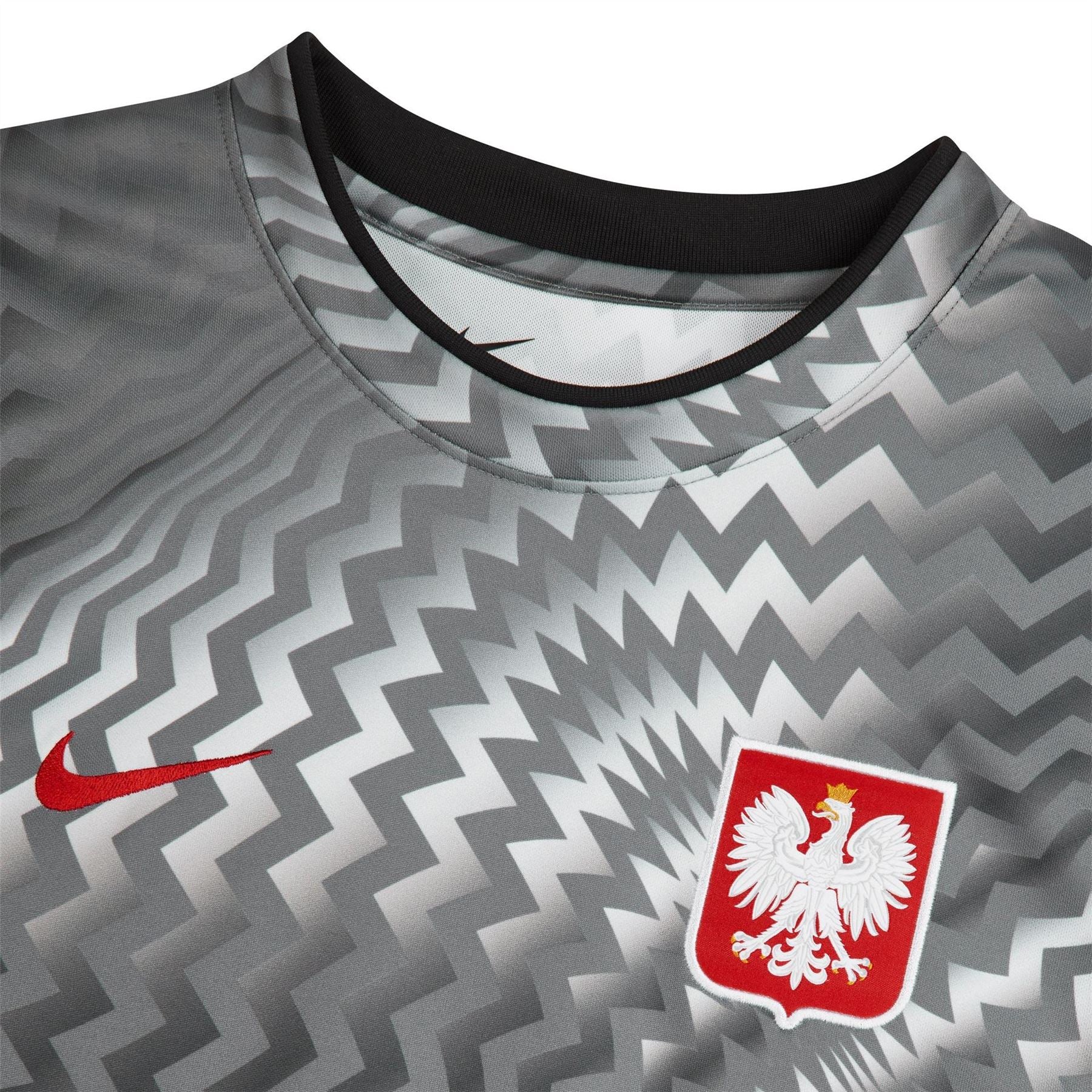Nike Adults Poland 2026 Football Shirt