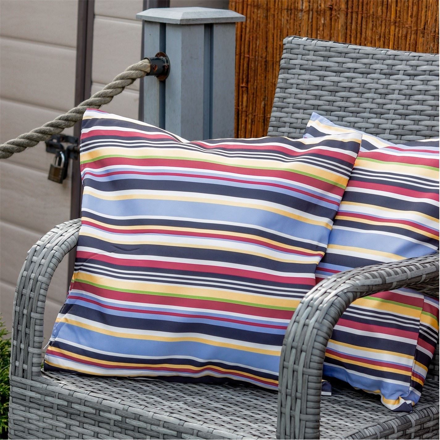 Streetwize Of Filled Outdoor Cushions