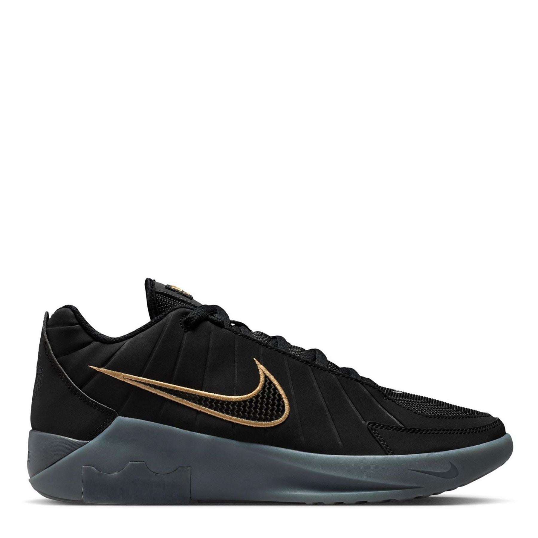 Nike Witness 9 Low Top Lace-Up Sneakers