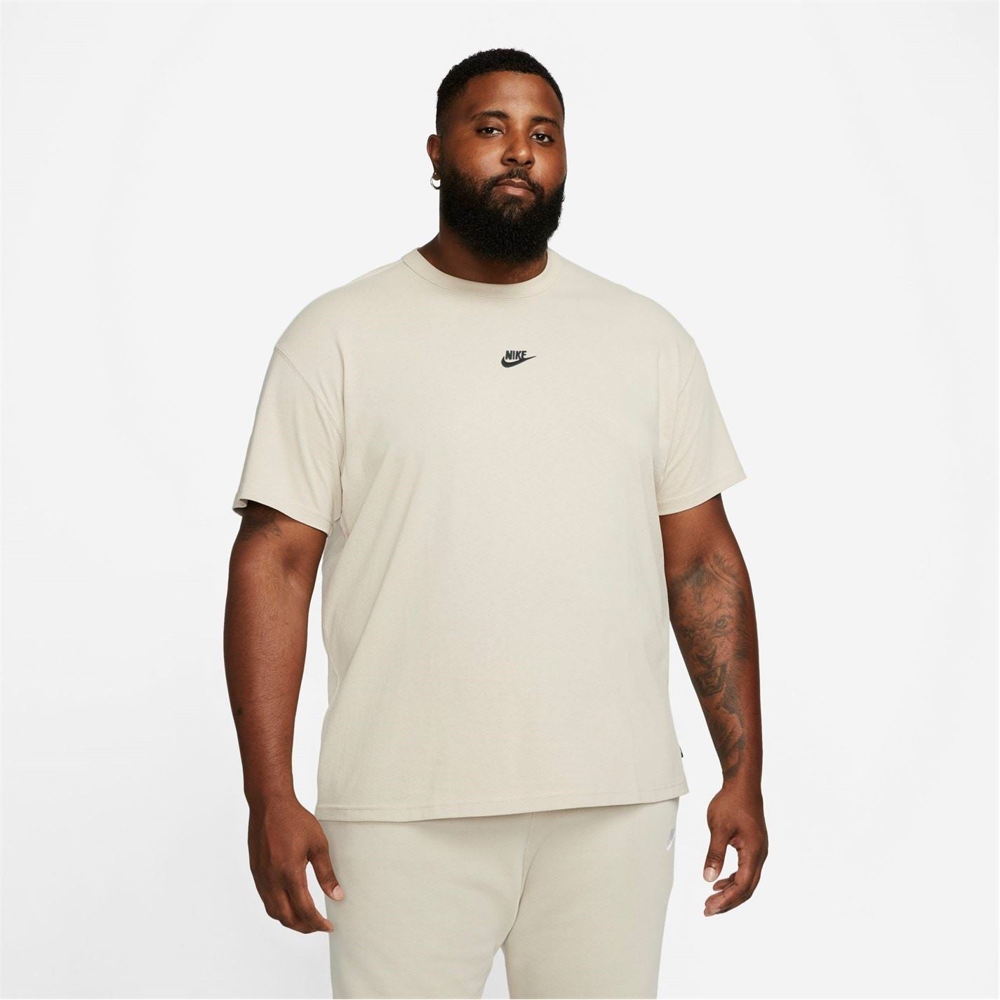 Nike Mens Sportswear Premium Essentials T-Shirt
