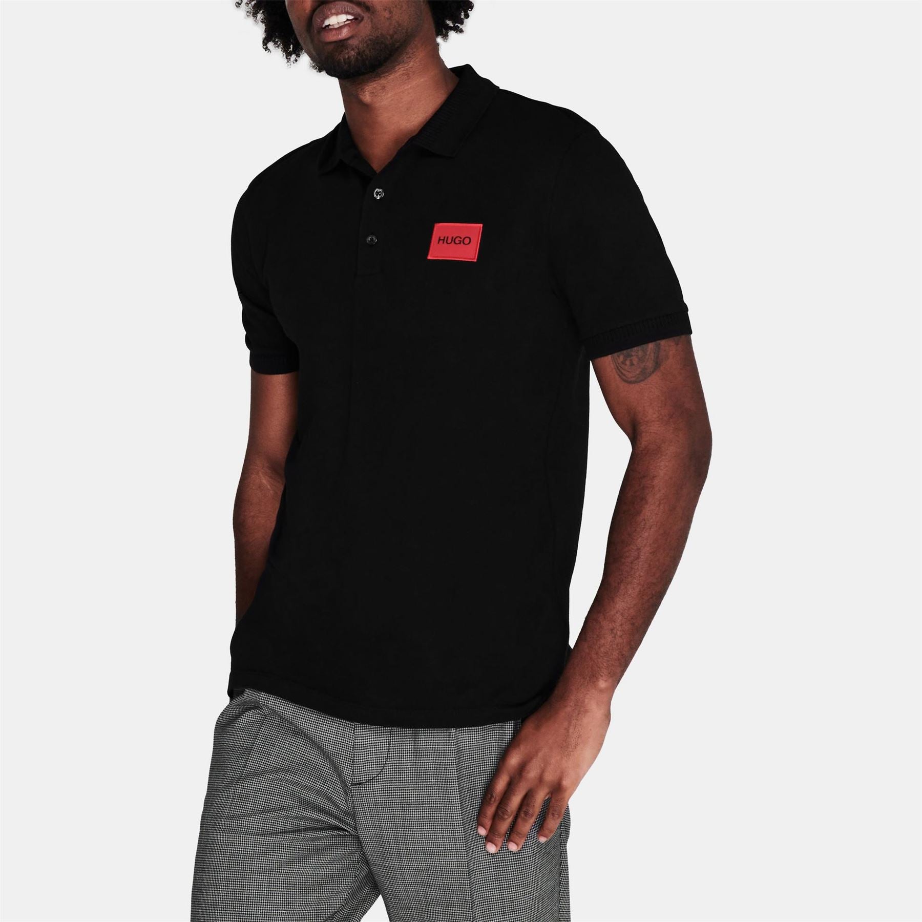 Hugo HUGO Deruso Short Sleeve Polo Shirt with Logo Detail and Ribbed Collar   Premium Cotton