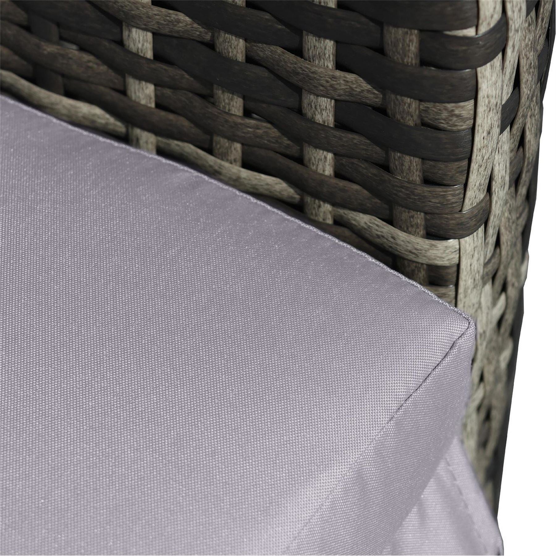 Linea Furniture Set