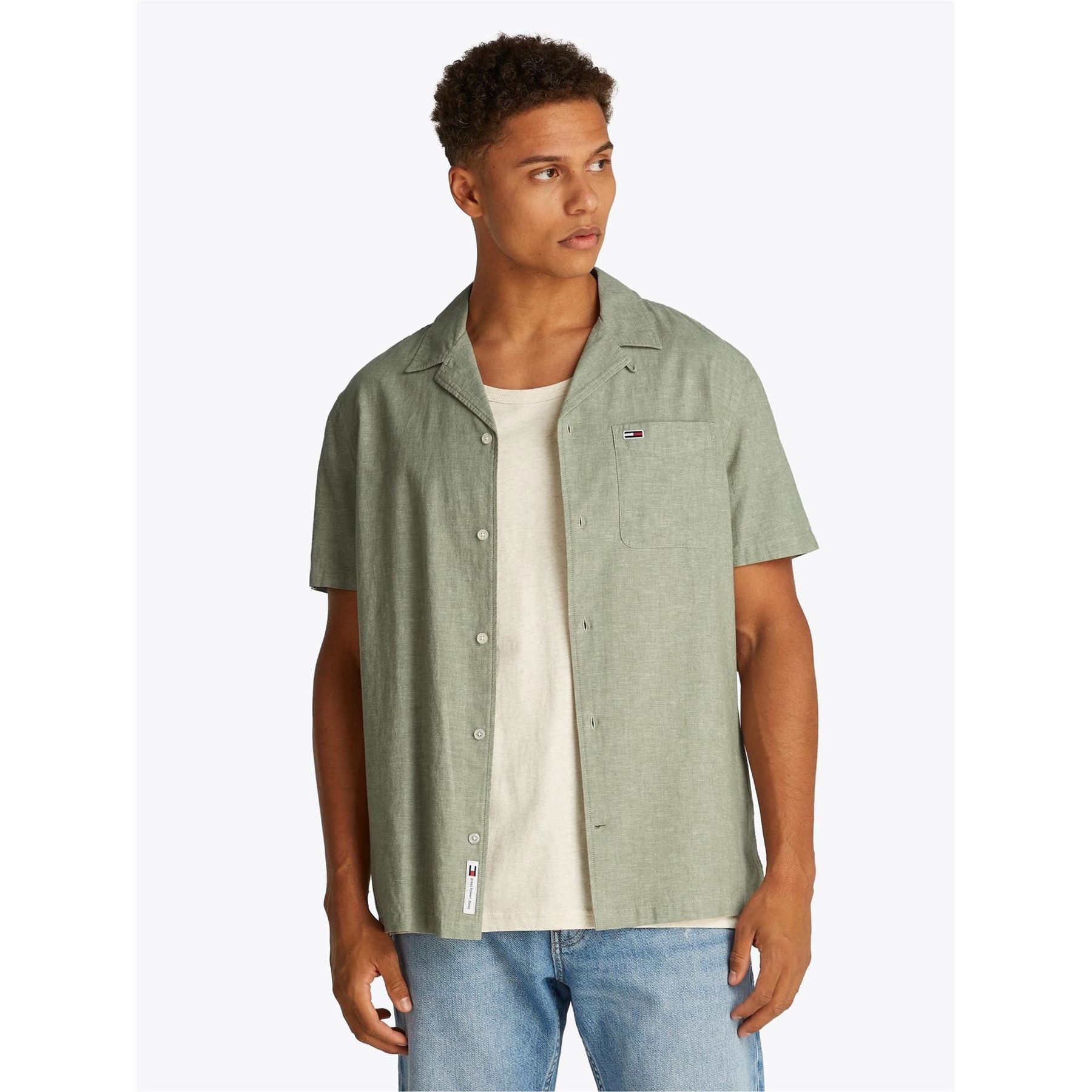 Tommy Jeans Collared Neck Short Sleeve Regular Fit Shirt