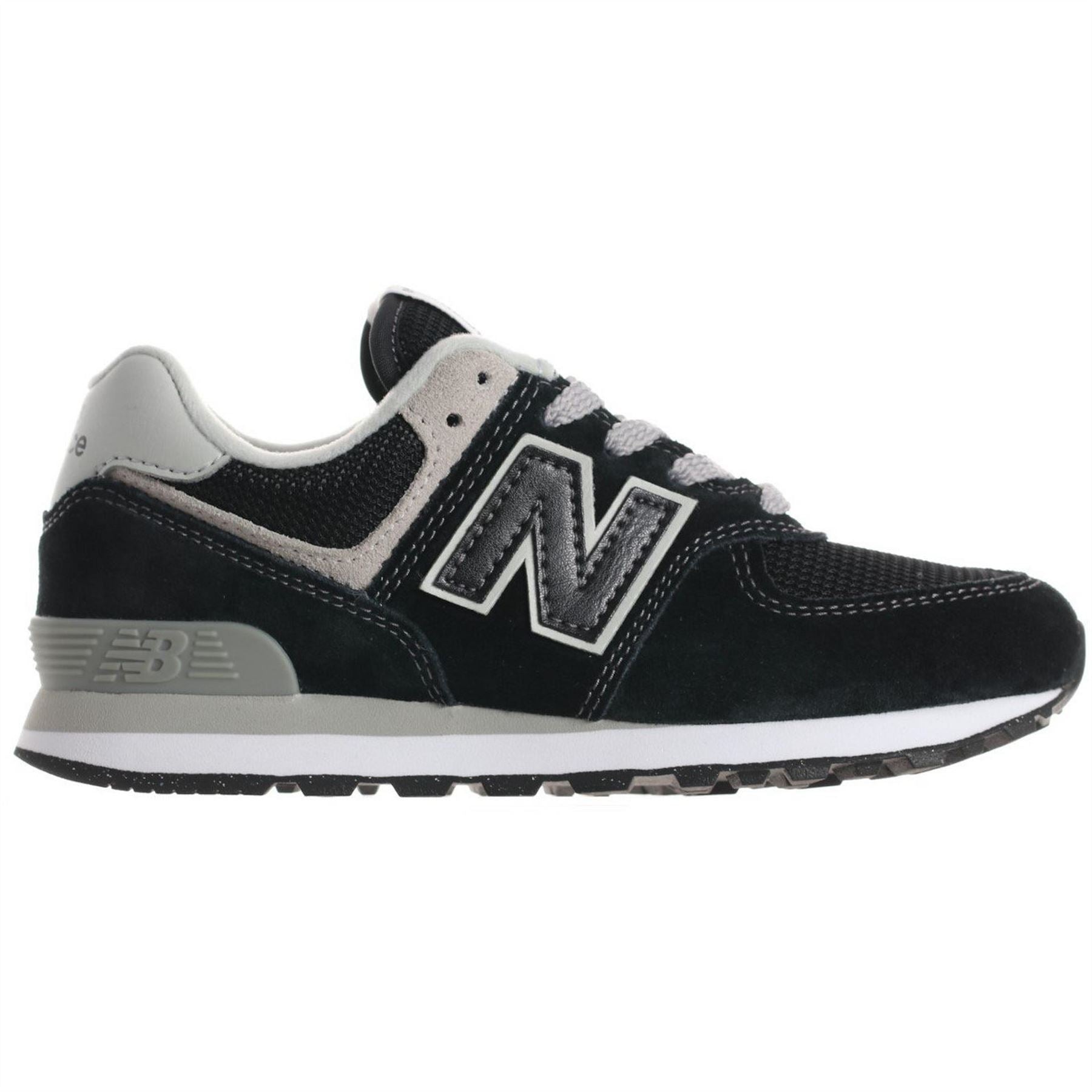 New Balance Medium 105 Low Top Sneakers
