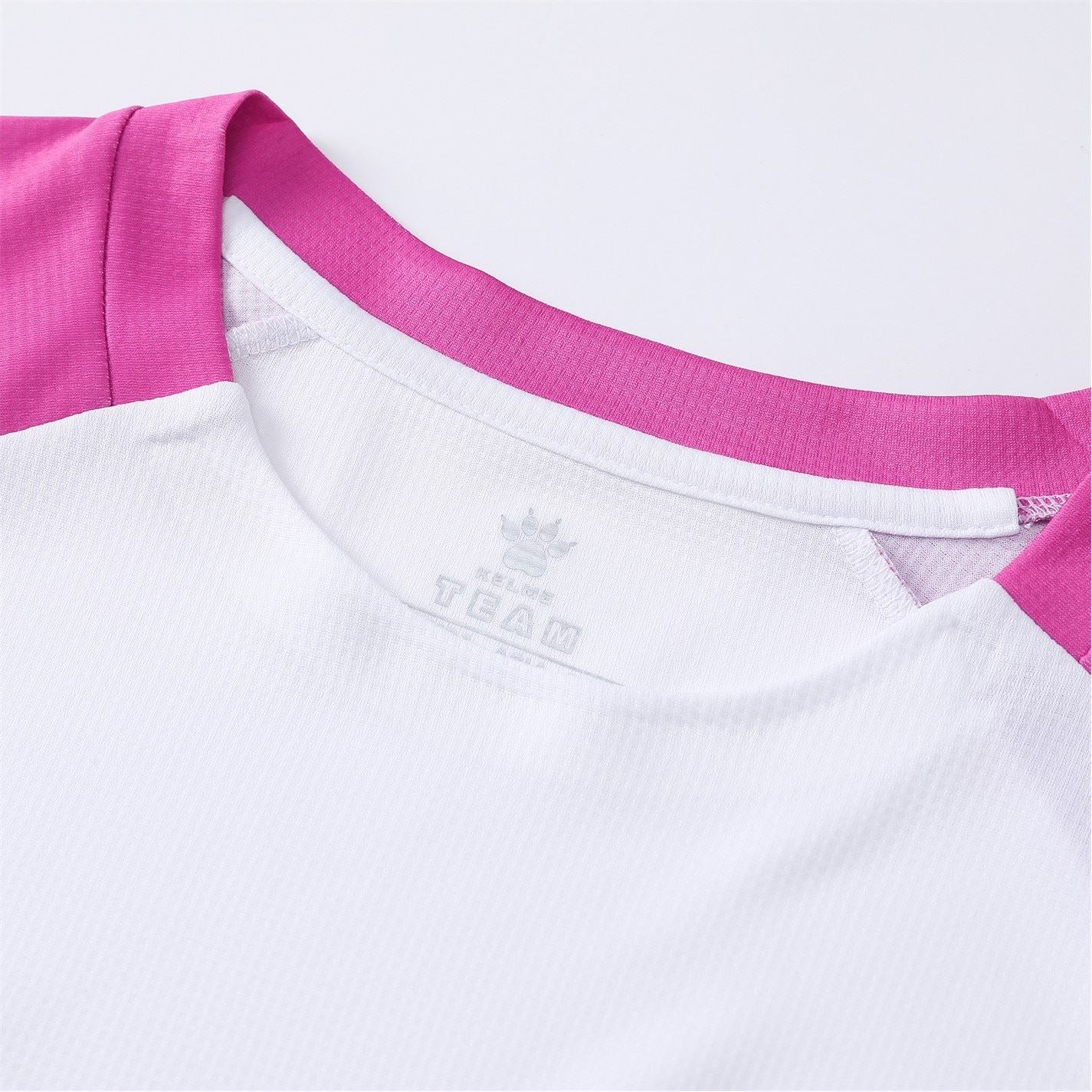 Kelme Regular Fit Raglan Sleeve Long Sleeve T-Shirt