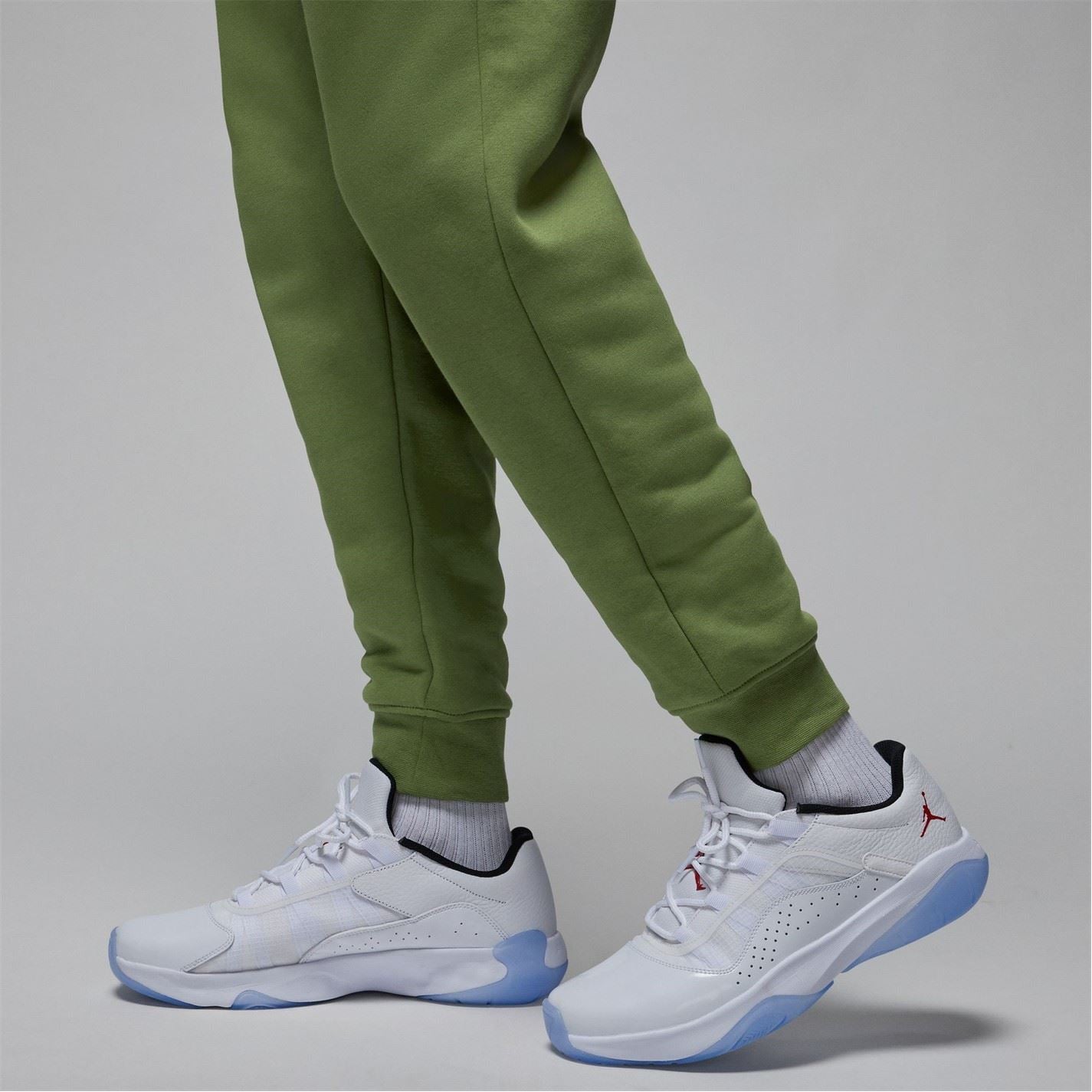 Air Jordan Mens Essential Fleece Pants