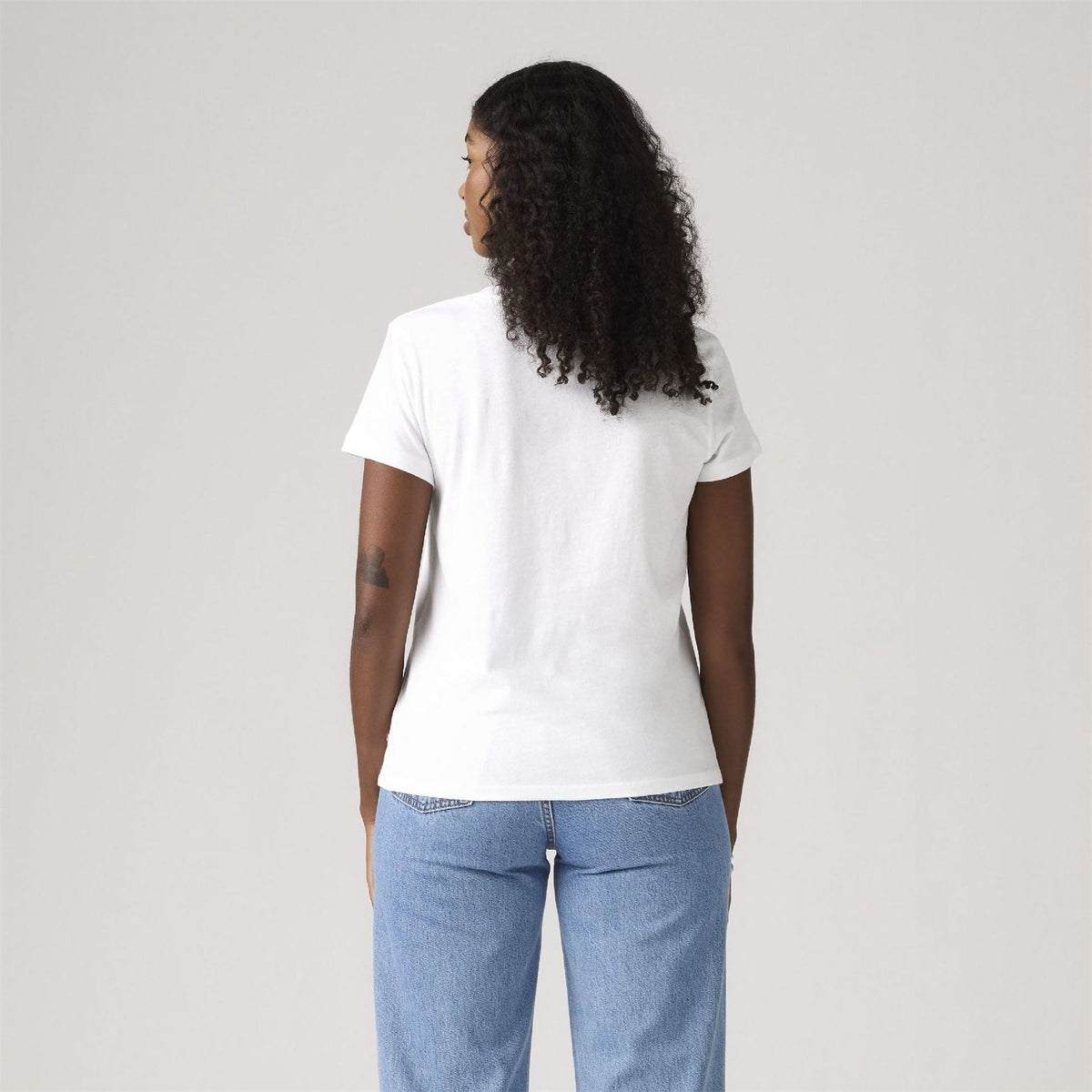 Levis The Perfect Wordmark Graphic Crew Neck Short Sleeve T-Shirt
