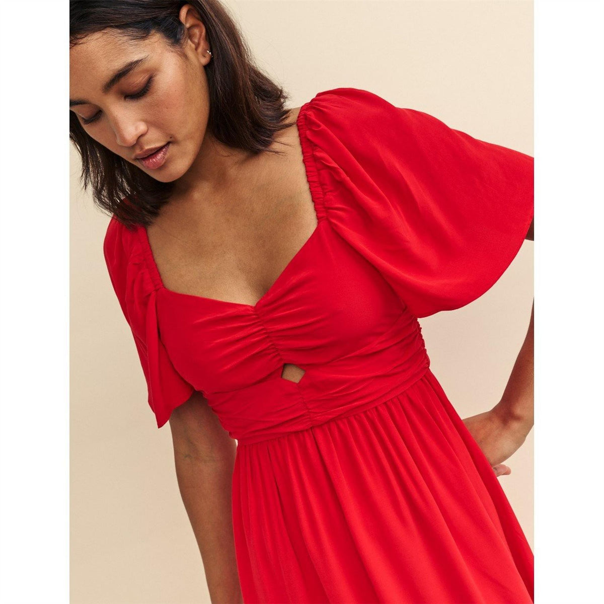Nobodys Child Tulip Sweetheart Neck Midi Dress