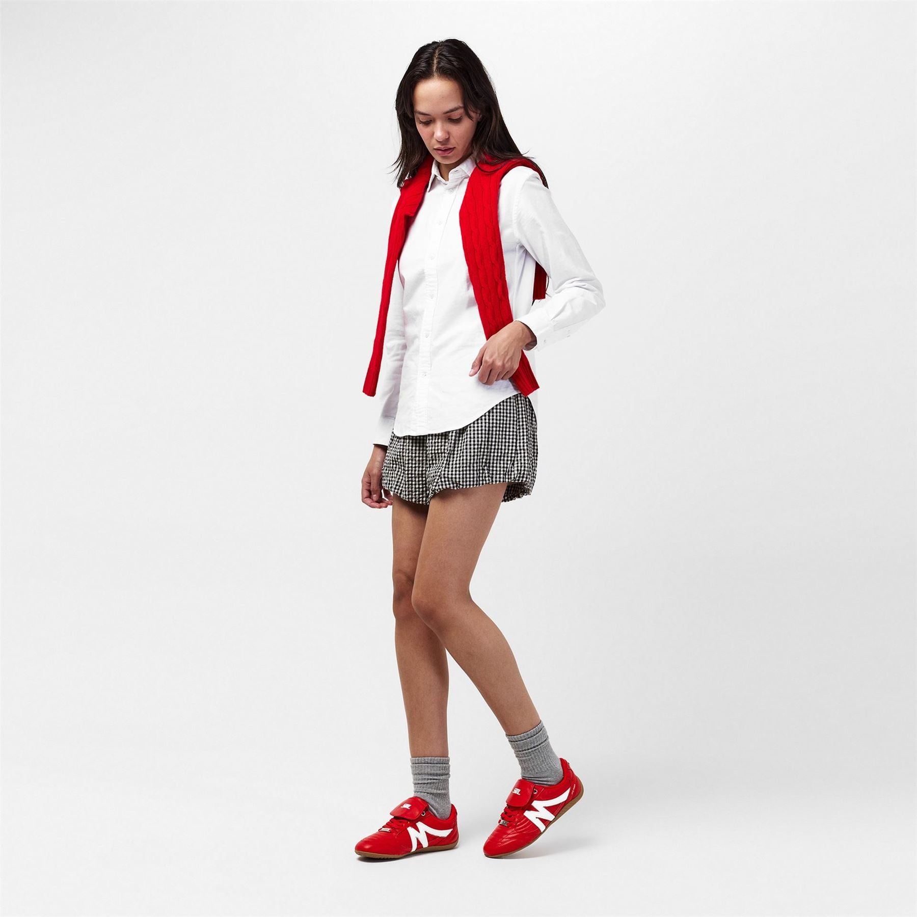 Steve Madden Low Top Round Toe Sneakers