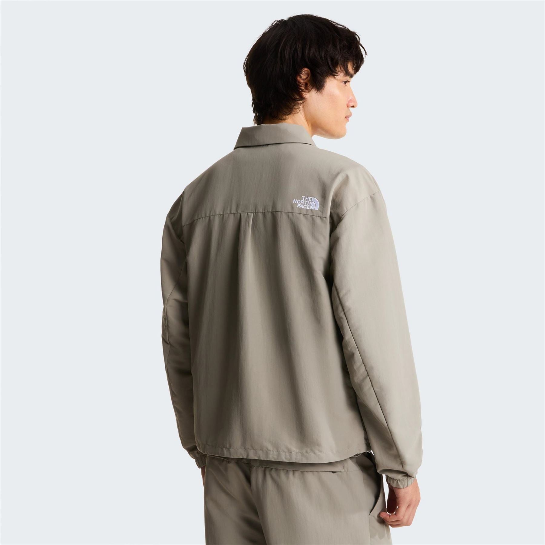 The North Face Mens Easy Wind Jacket