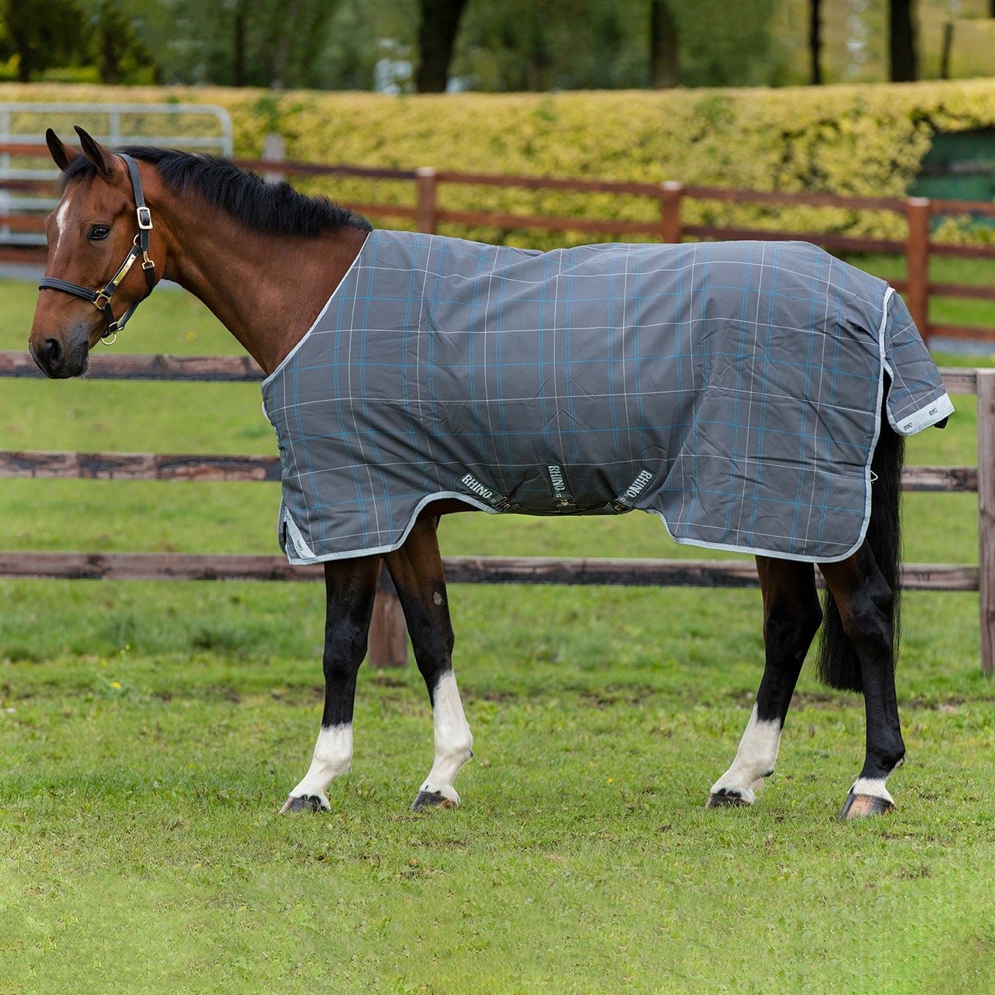 Rhino Adults Original Turnout Rug
