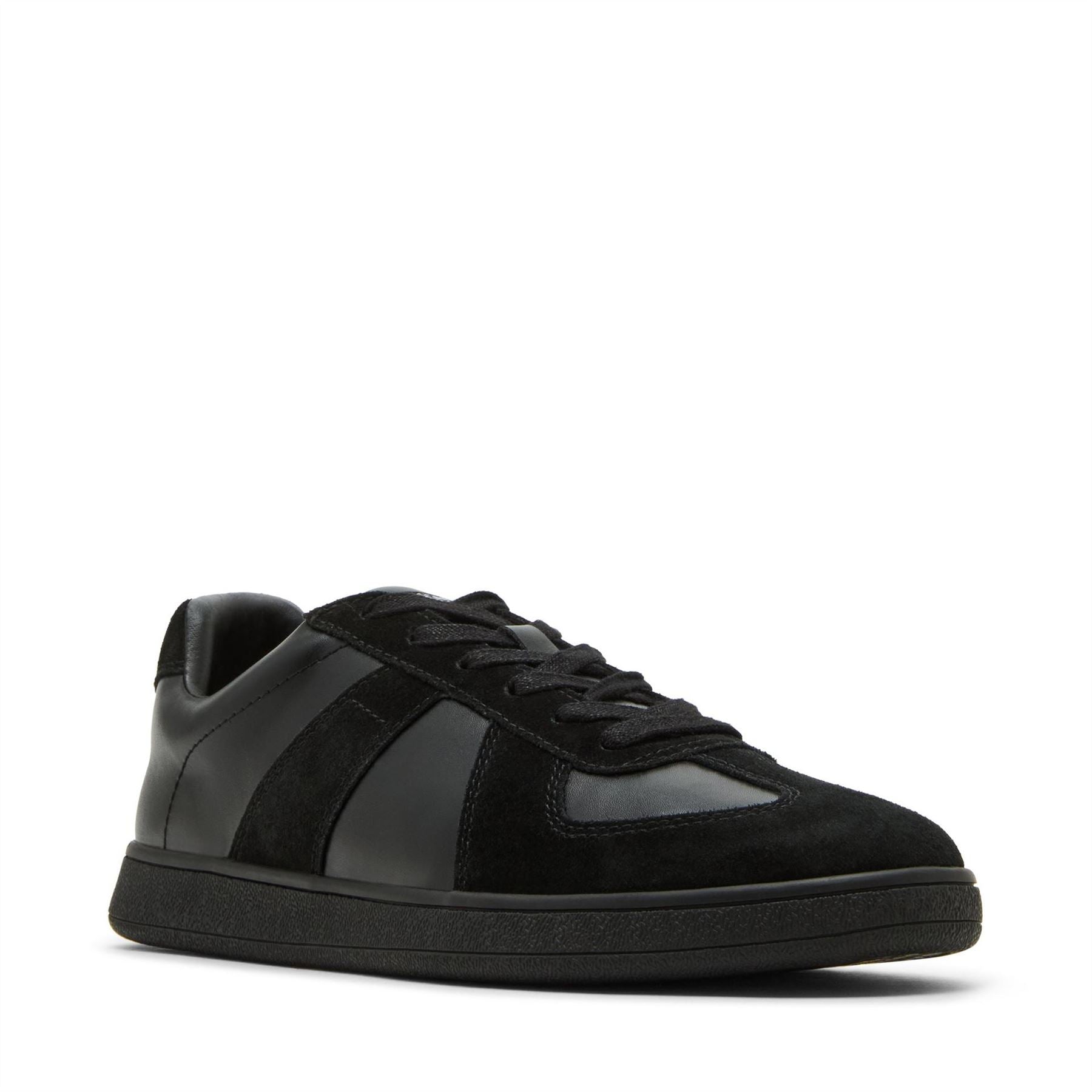 Steve Madden Waltor Court Lace Up Low Top Sneakers