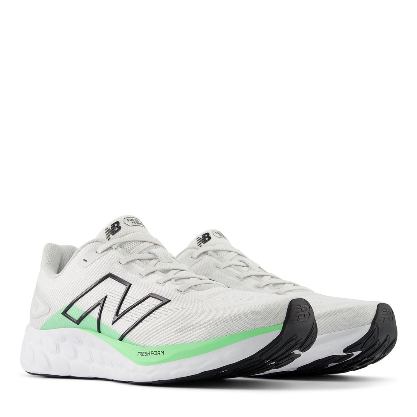 New Balance Mens Fresh Foam 680 V8 Running Shoe