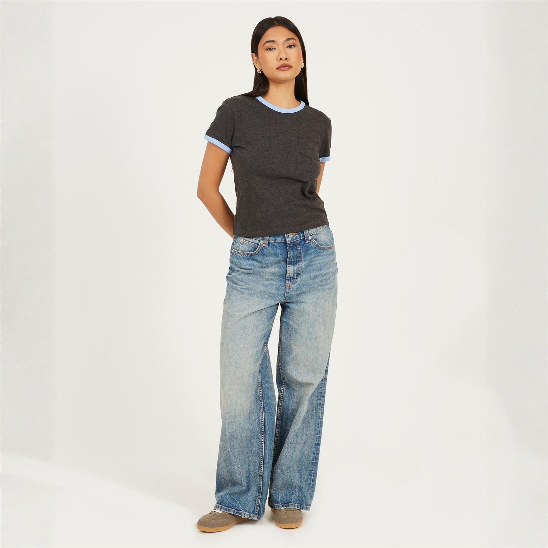 Brave Soul Sleeve Chest Pocket T Shit With Contrast Neck And Sleeve Rib