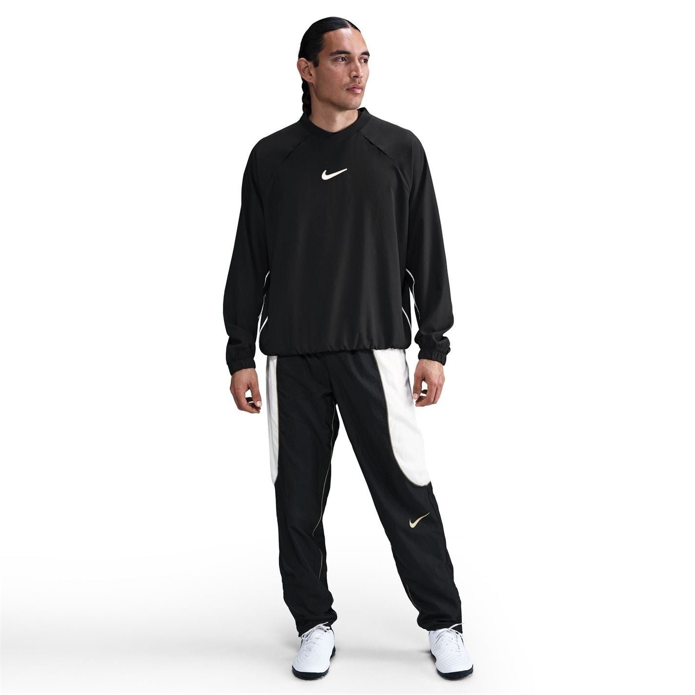 Nike Acad Relaxed Fit Crew Neck Sweatshirt