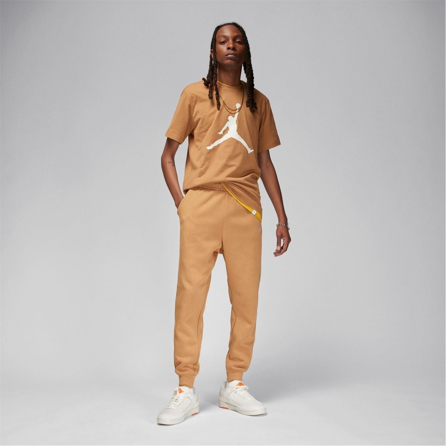 Air Jordan Mens Big Logo T-Shirt