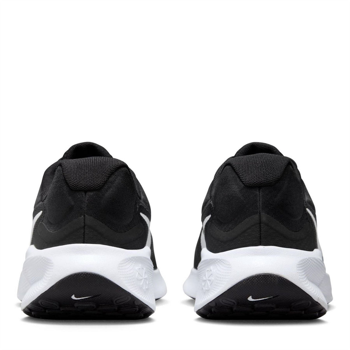 Nike Mens Revolution 7 Road Running Shoes