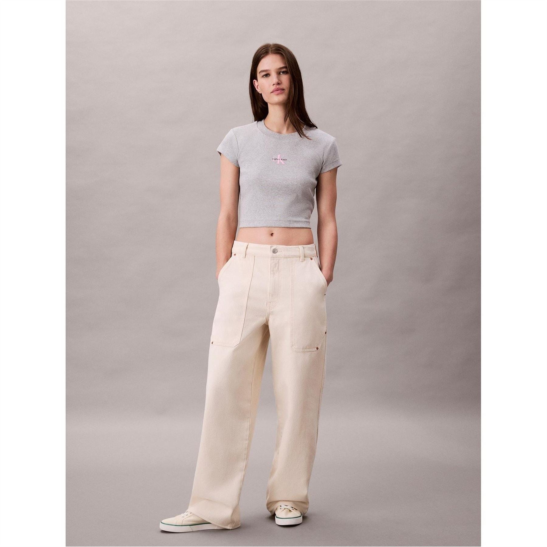 Calvin Klein Jeans Baby Slim Fit Cropped Crew Neck T-Shirt