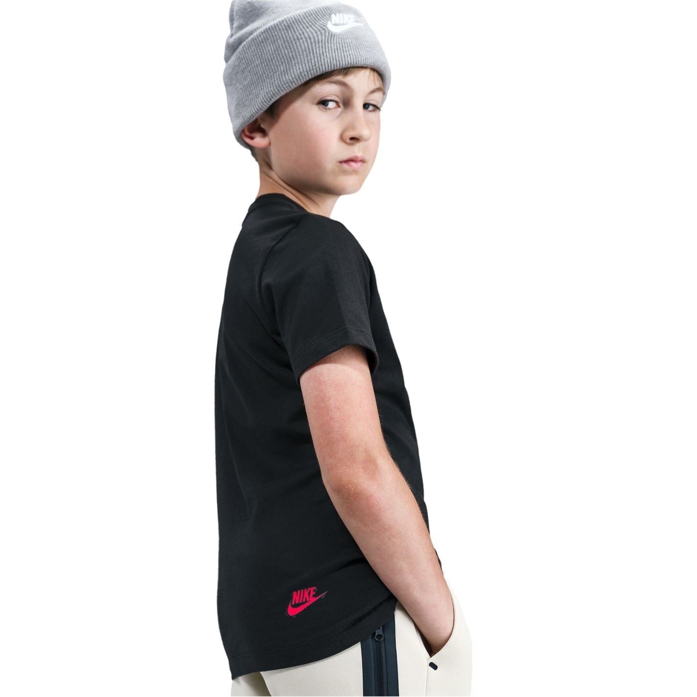 Nike Regular Fit Large Genie Crew Neck T-Shirt