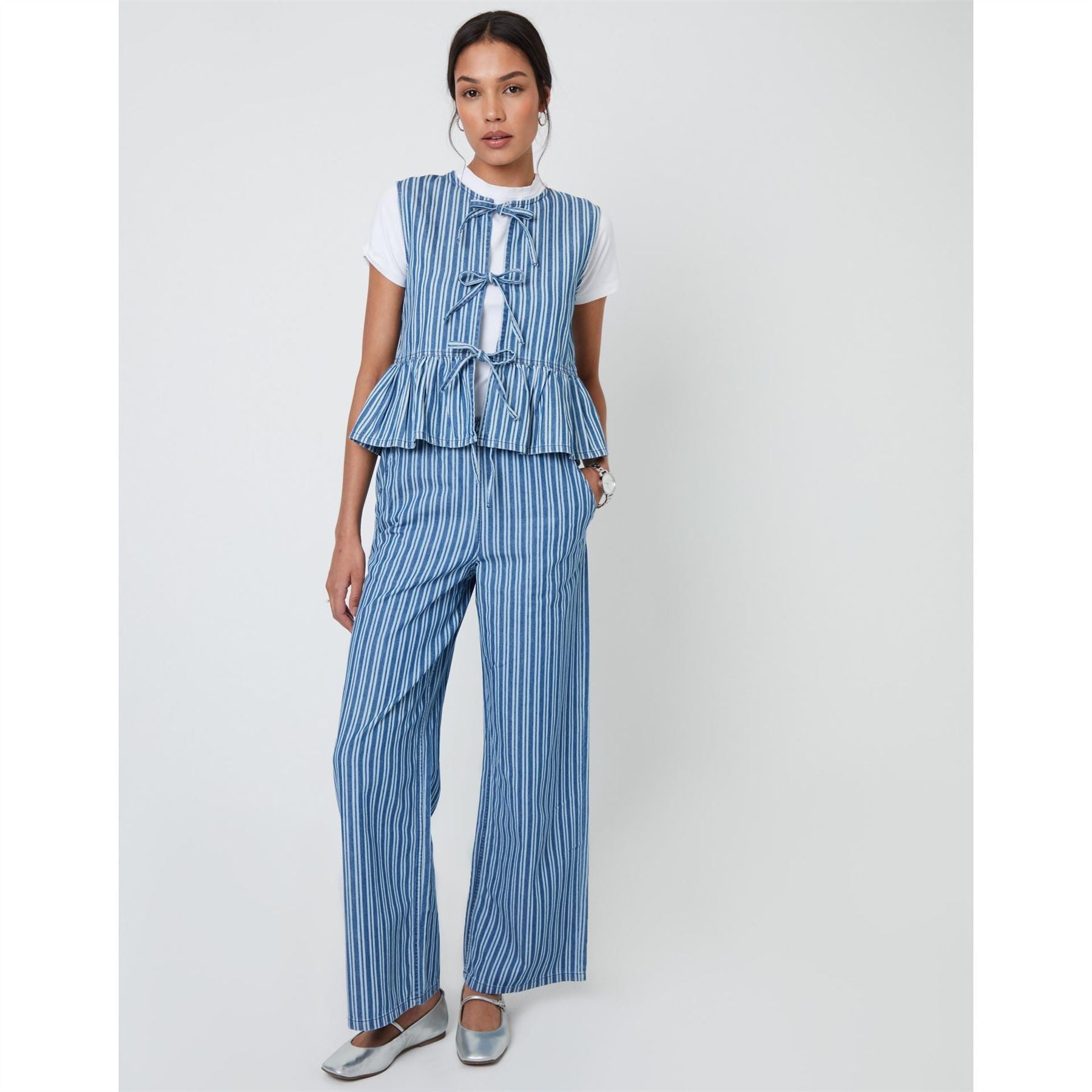 Threadbare Mumba Sleeveless Blouse